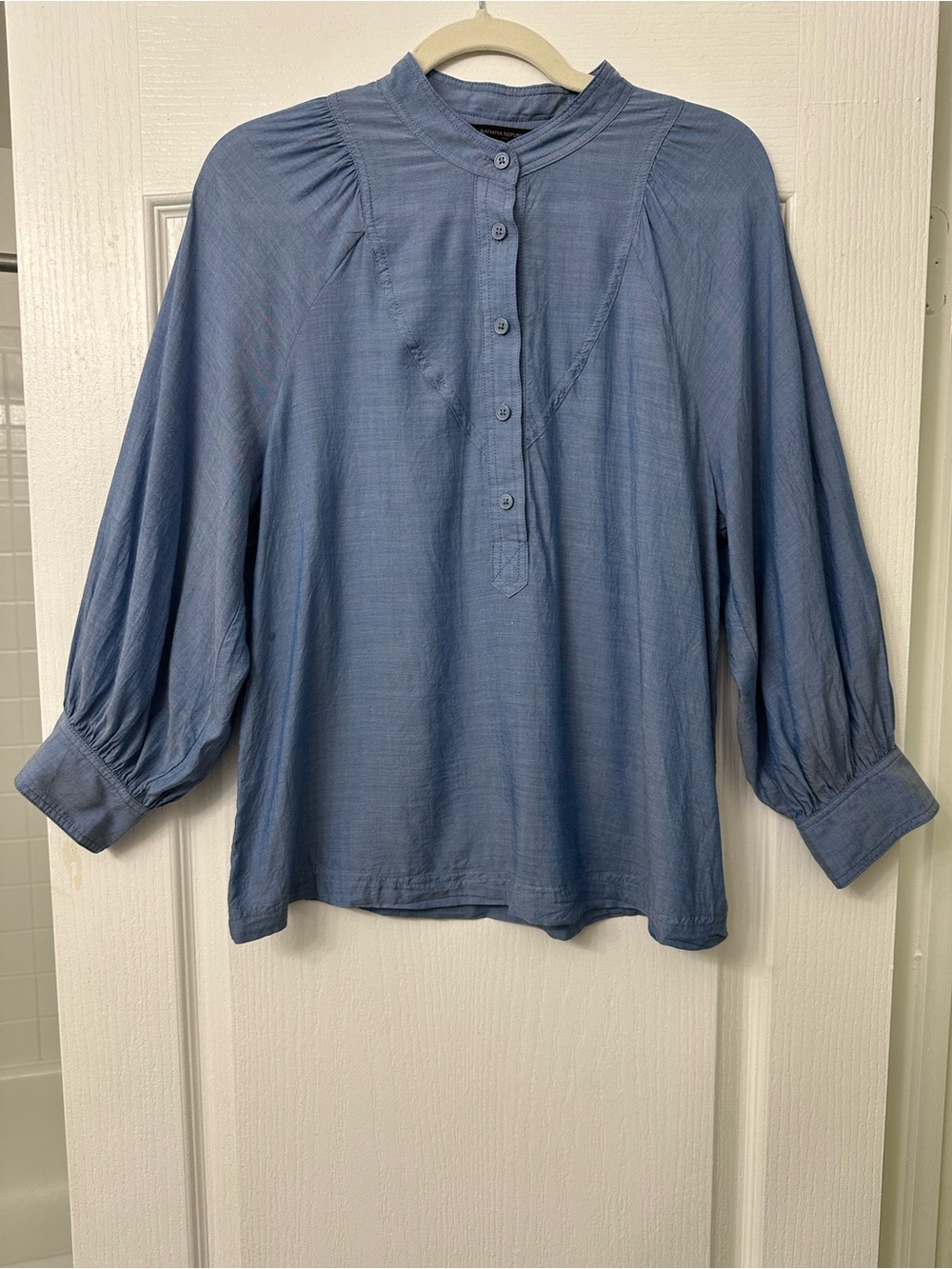 Banana Republic Light Blue Button-Placket Peasant Blouse